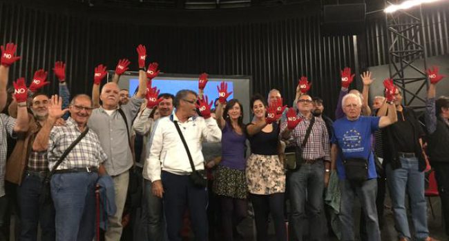 AAeC mostrando su apoyo a la campaña ‘No es No. Por unos Pilares sin agresiones sexistas’. Foto: @AhoraEnComunARA