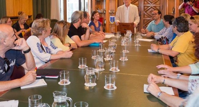 Un momento de la reunión de este miércoles en el Ayuntamiento de Zaragoza.