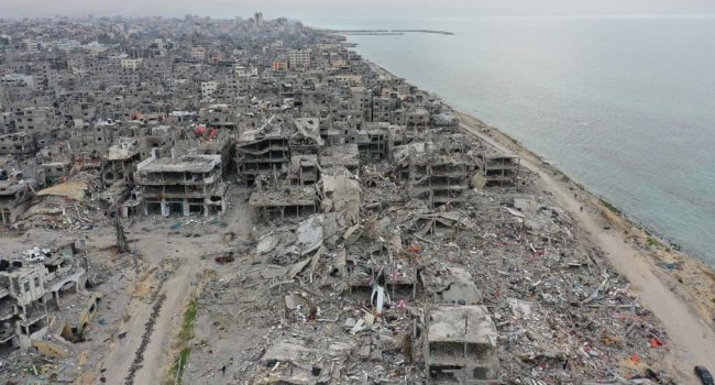 Destrucción en el campo de Refugiados de Al-Shati, al norte de Gaza. | Foto: UNRWA