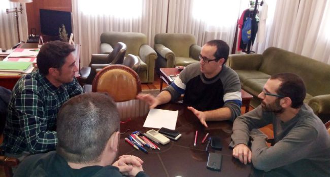 Alberto Cubero durante la reunión con la representación de los trabajadores de Megasider