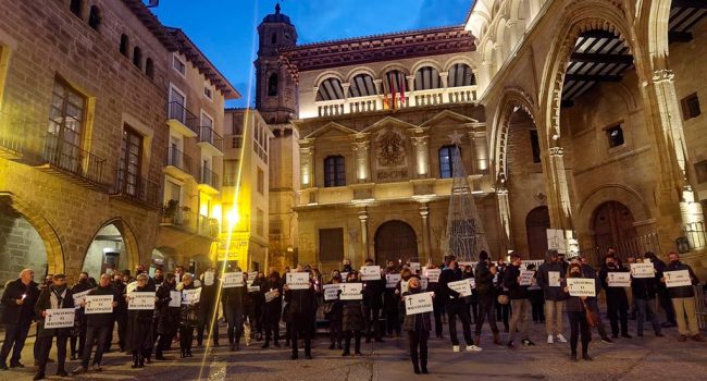 Concentración en Alcanyiz | Foto: Plataforma a favor de los paisajes de Teruel