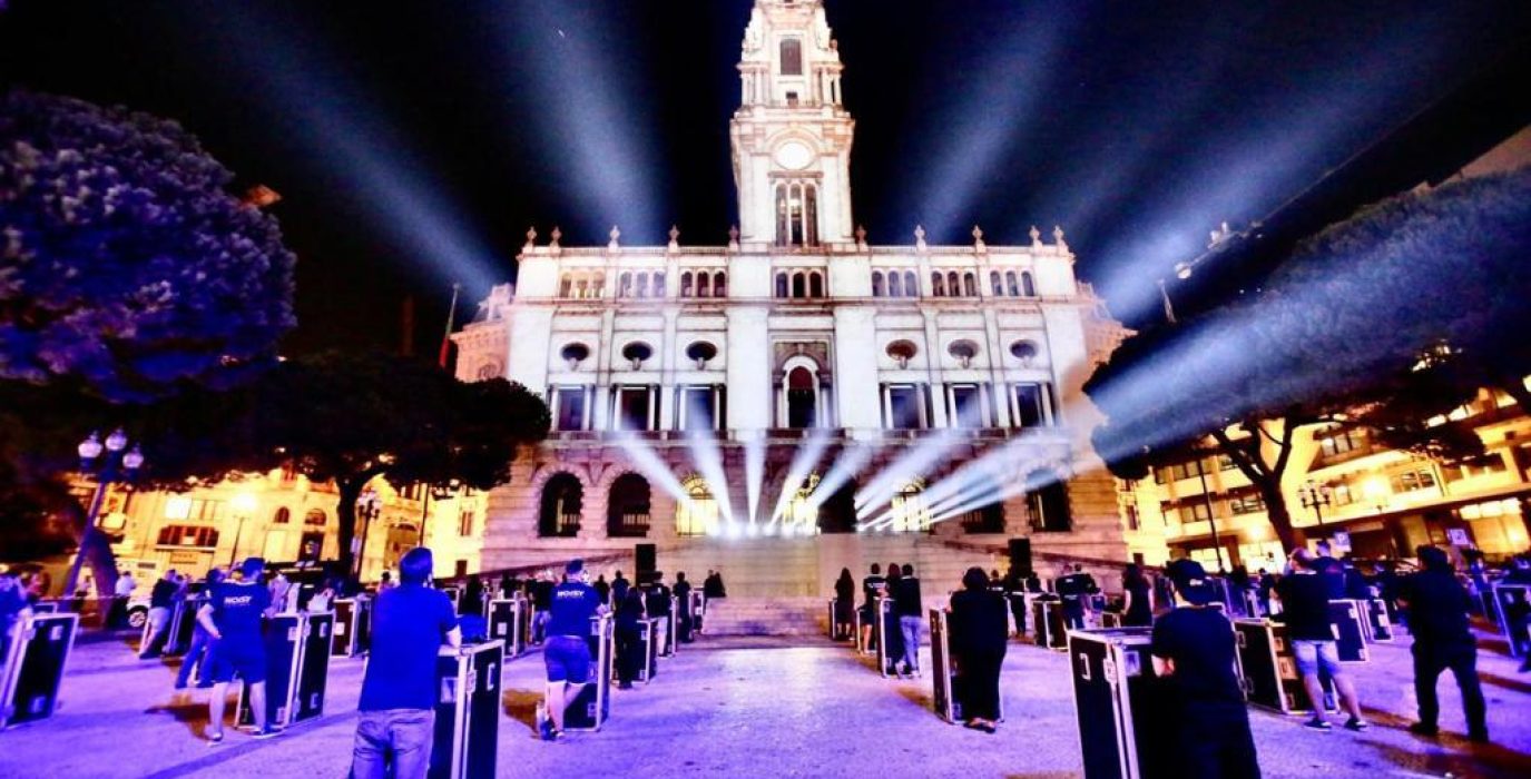 Imágenes como esta, que se han repetido por todo el mundo, se verán este jueves en Zaragoza. Foto: @AlertaRojaES