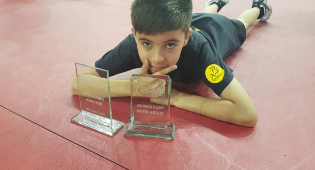 Alex Vivo, la joven perla de la cantera del School.