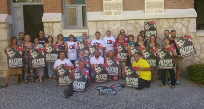 Una de las muchas muestras de apoyo a Alfon que será juzgado el 18 de septiembre. Foto: @SoliObrera