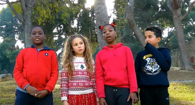 Parte del alumnado del CEIP Ana Mayayo protagonista del video.