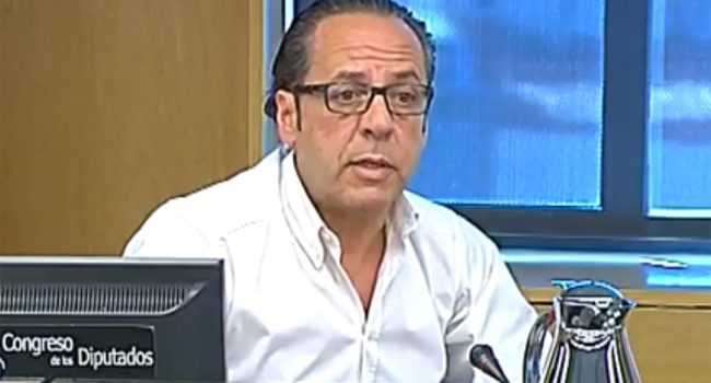 Álvaro Pérez durante su comparecencia en la Comisión de Justicia.