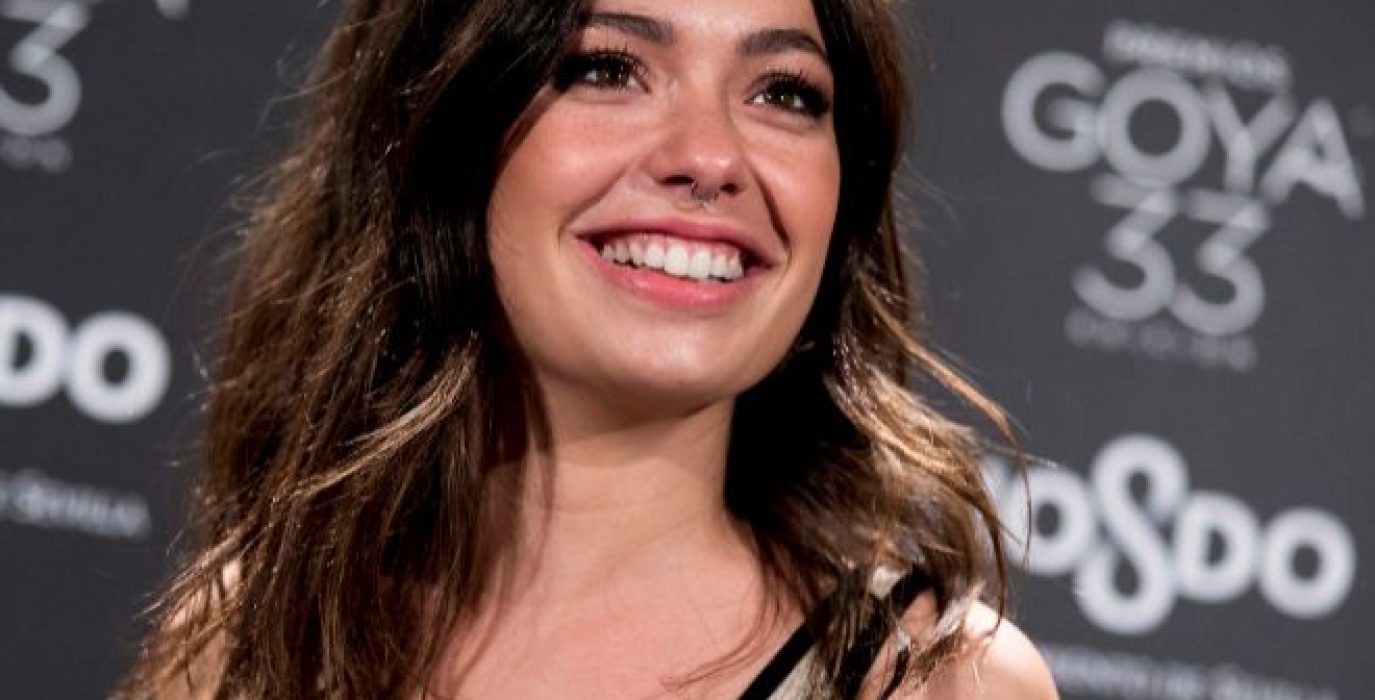 Anna Castillo.