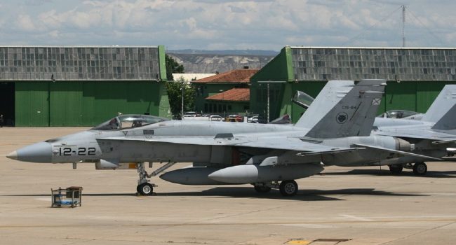 (Archivo) Aviones de guerra tipo caza en la base militar de Zaragoza | Foto: Ministerio de Defensa del Estado español