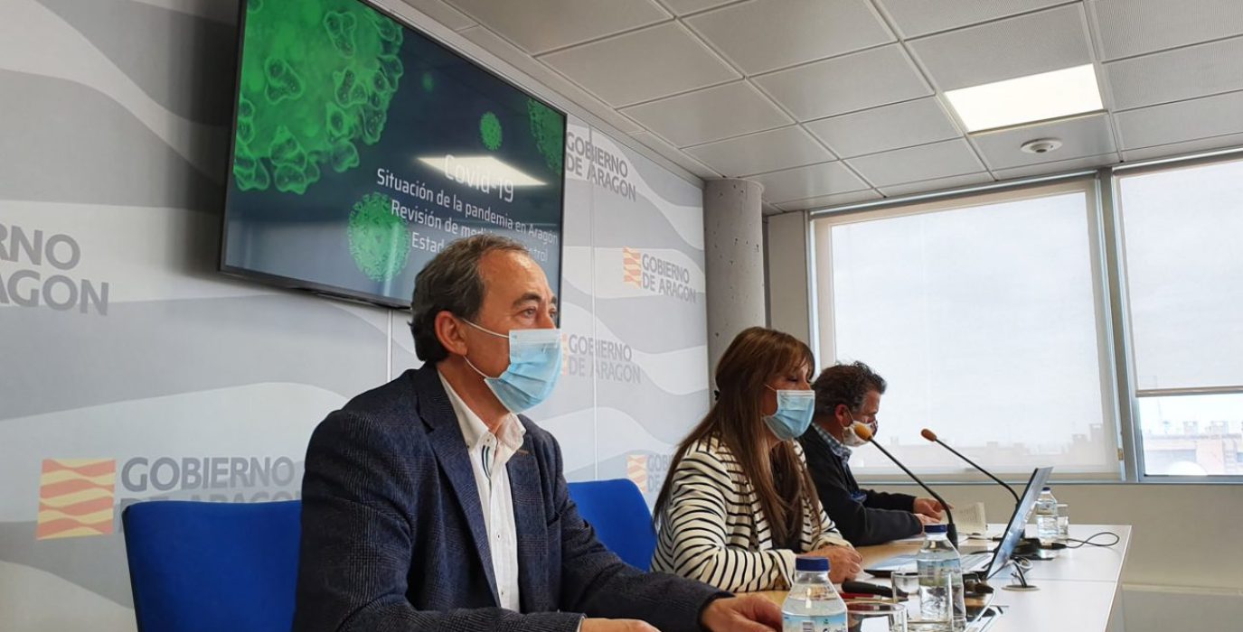 Arnal, Repollés y Falo durante la rueda de prensa. Foto: DGA