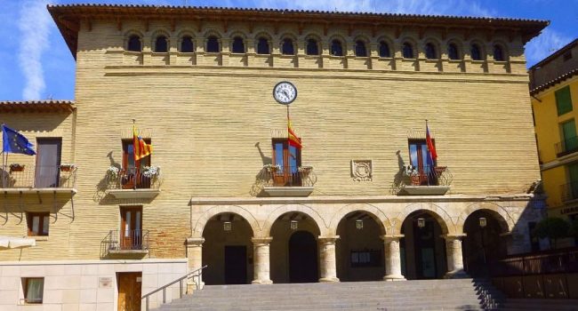 Ayuntamiento de Monzon Cambiar Monzón exige “el pago inmediato de las horas extraordinarias atrasadas” a las trabajadoras y trabajadores municipales