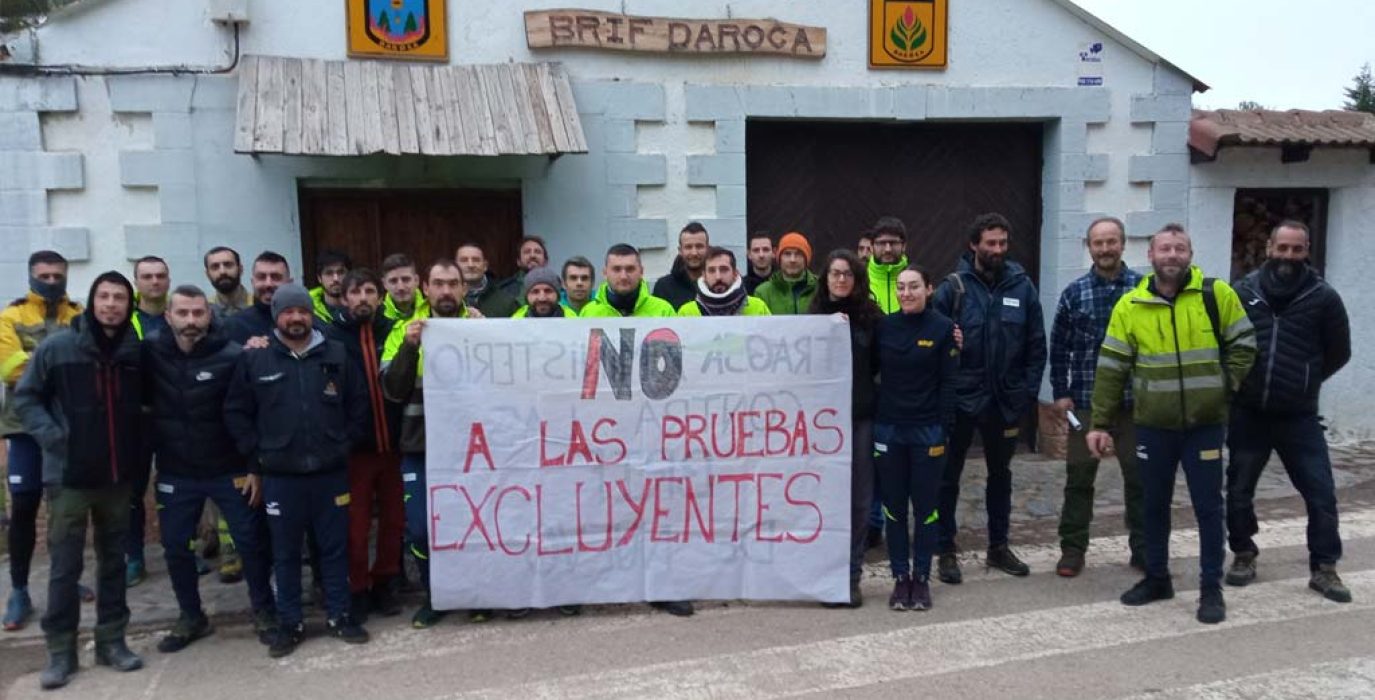 La plantilla de la BRIF de Daroca protesta contra las pruebas excluyentes. | Foto: CGT