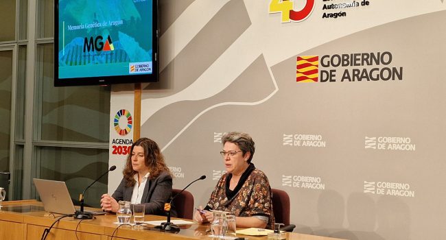 La directora técnica de CITOGEN, Isabel Navarro, y la directora general de Patrimonio Cultural del Gobierno de Aragón, Marisancho Menjón, presentan el banco de datos genéticos | Foto: DGA