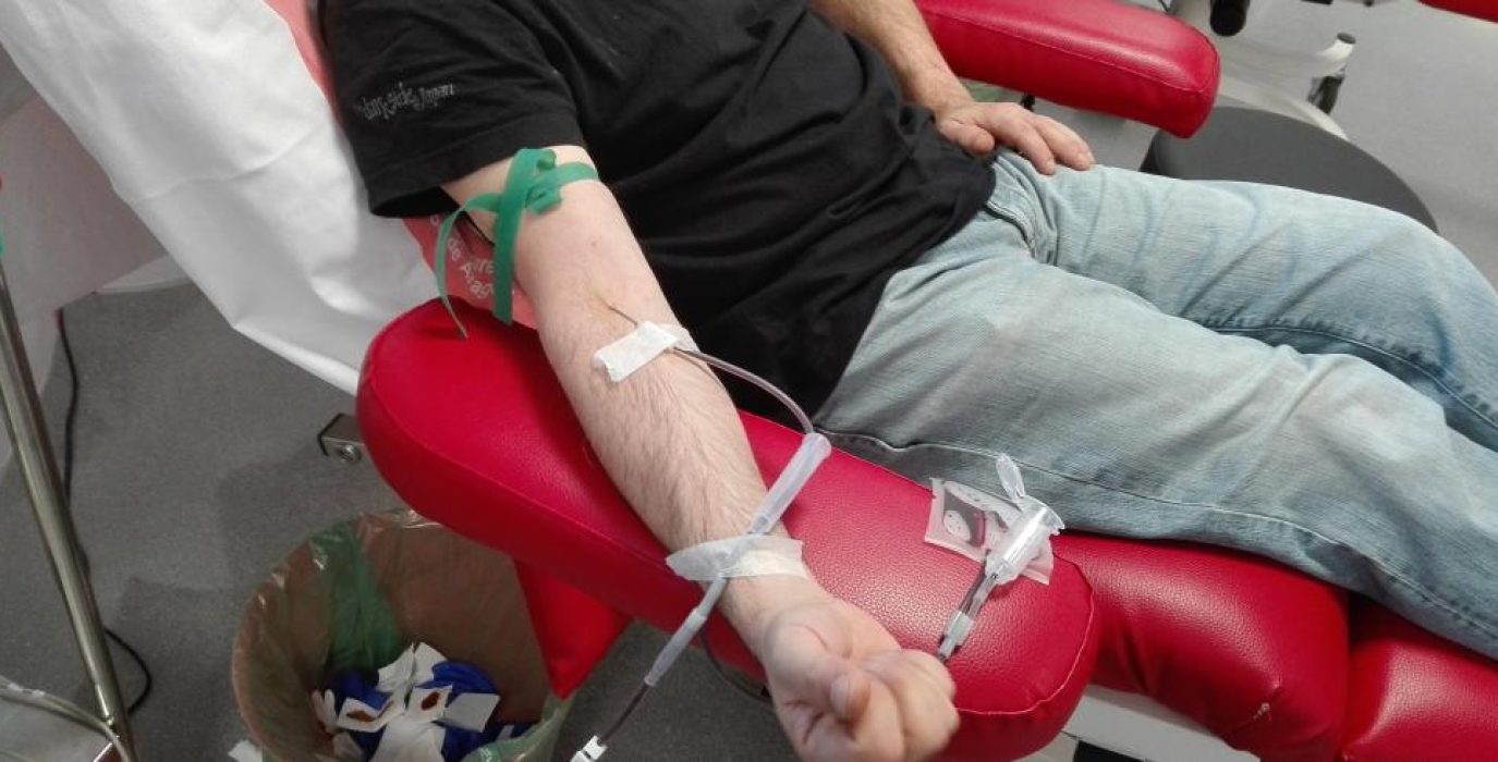 Un donante, en el Banco de Sangre y Tejidos de Aragón | Foto: DGA