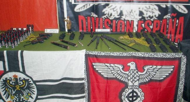 Material incautado a Blood&Honour.