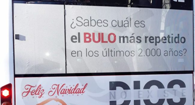 Publicidad religiosa en los autobuses urbanos de Zaragoza. Foto: CUT