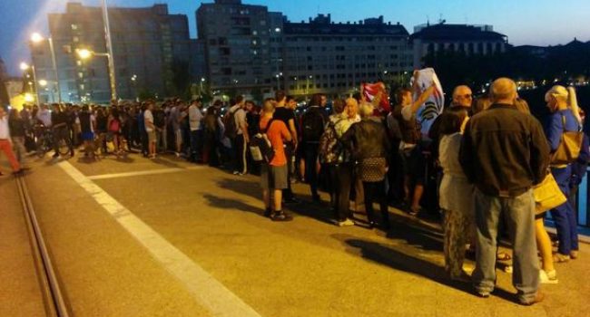 Imagen de la concentración en apoyo a la Ucrania Antifascista. Foto: CJC Aragón.