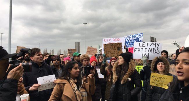 Protestas en el Aeropuerto John F. Kennedy (Nueva York). Foto: @lkcarswell.