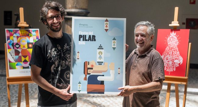 Samuel Aznar y Miguel Frago con su obra “El Tragadoquines”. Foto: Daniel Marcos
