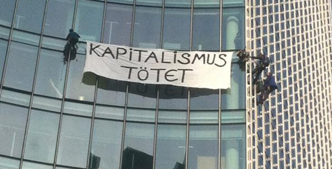 Kapitalismus Tötet, el capitalismo mata.  Fuente: Dokumentationarchiv