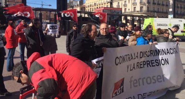 Imagen de archivo de una protesta de CGT contra Ferroser. Foto: CGT Aragón