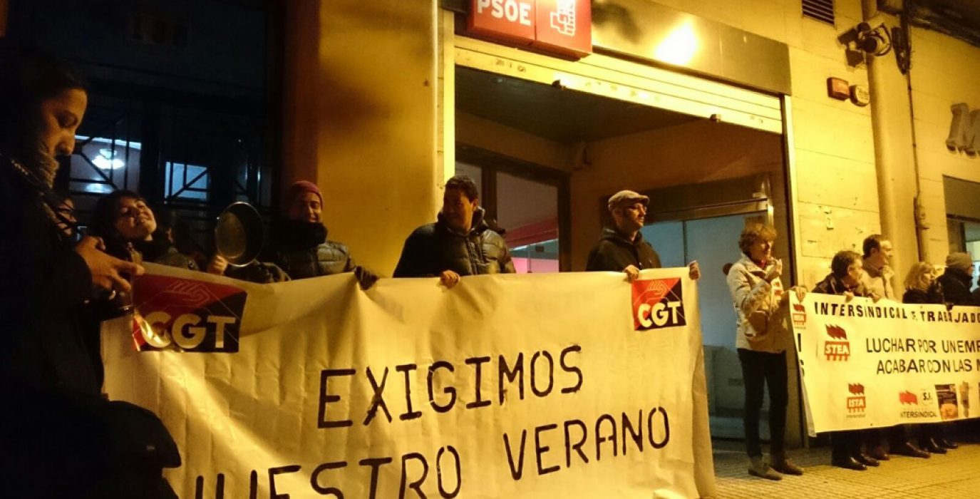 Imagen de archivo, de una movilización a favor del cobro del verano por parte del profesorado interino. Foto: CGT