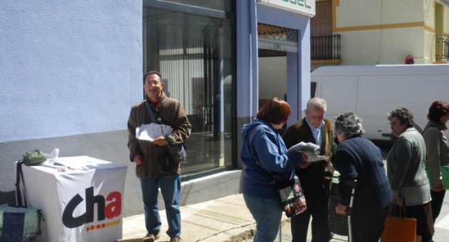 CHA 220514 mesa en Monreal