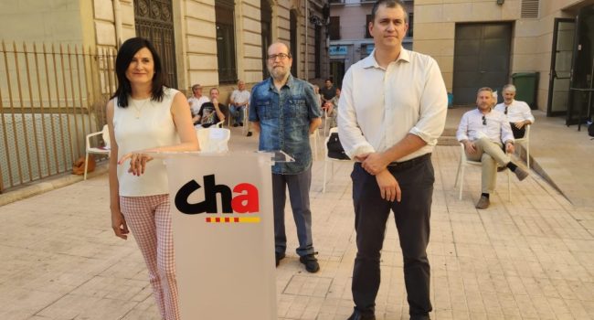 Lasobras, Yuste y Palacín en el acto de de los 34 años de CHA. Foto: CHA