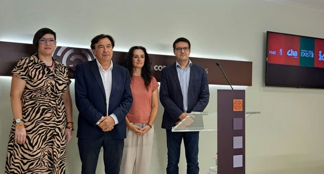 Villagrasa, Guitarte, Abengochea y Galeano durante la comparecencia conjunta en las Cortes de Aragón.