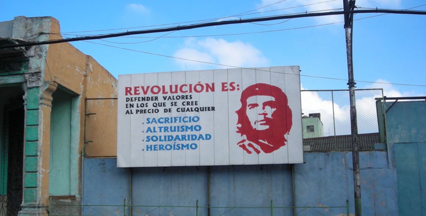 Cartel en La Habana. Foto: Katapim