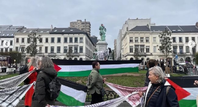 Cadena humana del campamento 'Salir de casa por Gaza' en Bruselas | Foto: WILPF