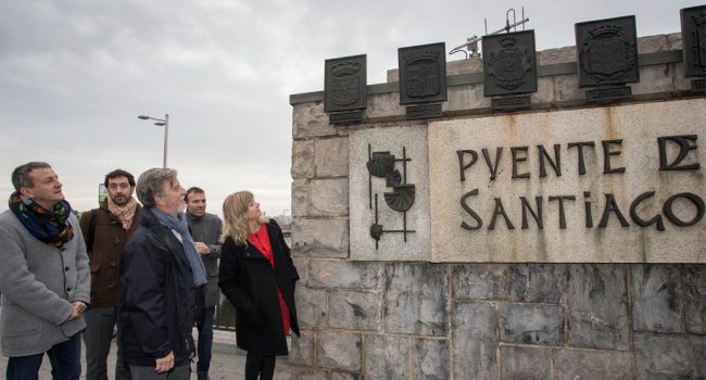 Ollo, Santisteve y Rivarés durante el acto por la memoria. Foto: AZ