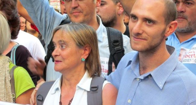 Carlos y Carmen durante una manifestación en Granada.