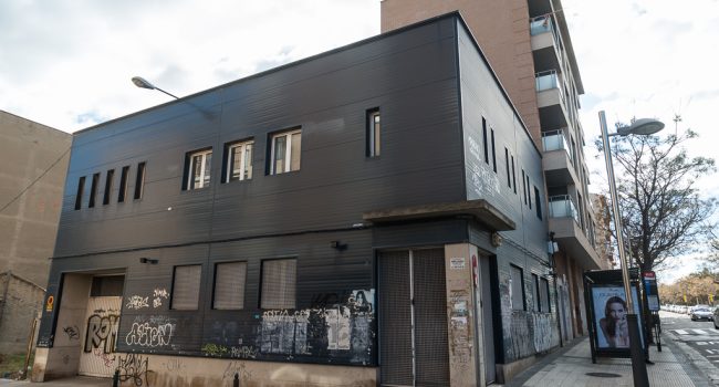 Edificio que albergará la Casa de la Memoria Histórica Democrática de Zaragoza. Foto: Pablo Ibáñez (AraInfo).