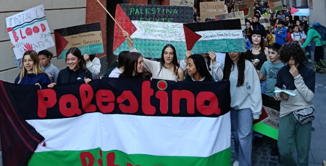 Manifestación estudiantil en Chaca por Palestina, el 15 de octubre | Foto: Alto Aragón con Palestina