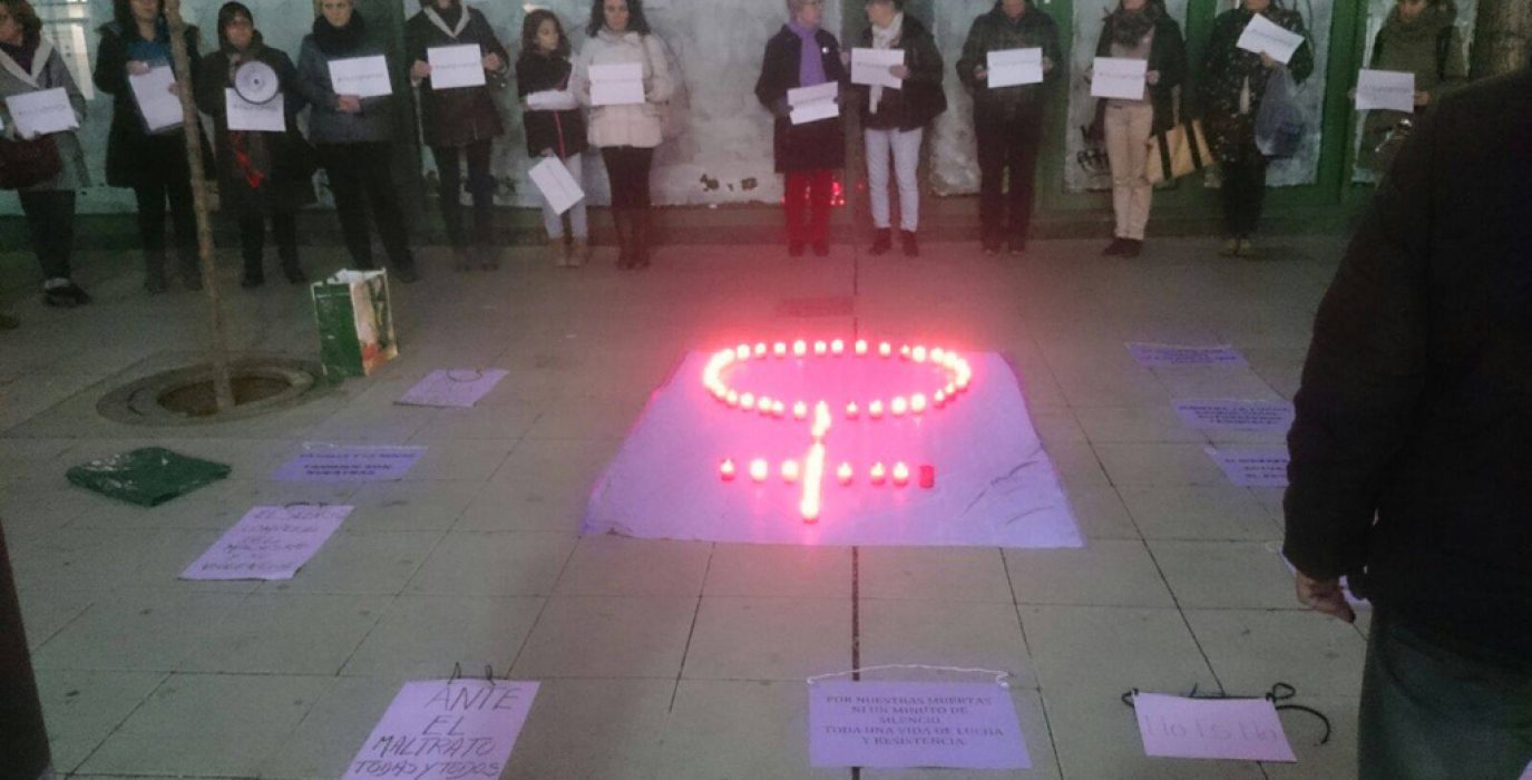 Uesca se vuelve a concentrar este jueves contra la violencia machista. Foto: Colectivo de Mujeres Feministas de Uesca