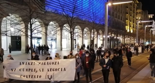 Movilización conjunta de los comités de empresa de Avanza en los autobuses urbanos y tranvía de Zaragoza, el pasado 11 de marzo. Foto: @CutAragon