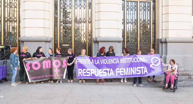 Concentración en Zaragoza en 2017 en solidaridad con Juana Rivas. Foto: Pablo Ibáñez (AraInfo)