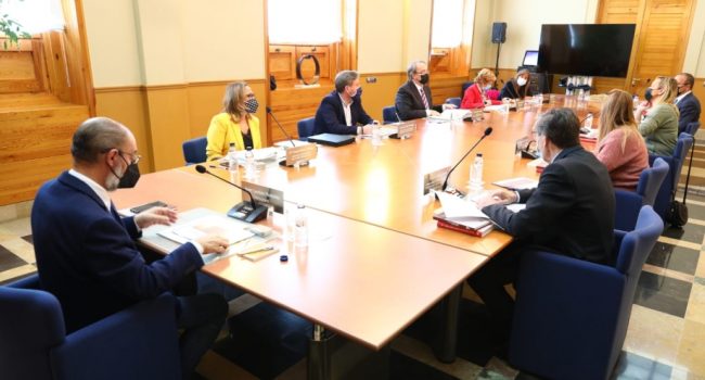 Lambán preside el Consejo de Gobierno celebrado este viernes. Foto: DGA