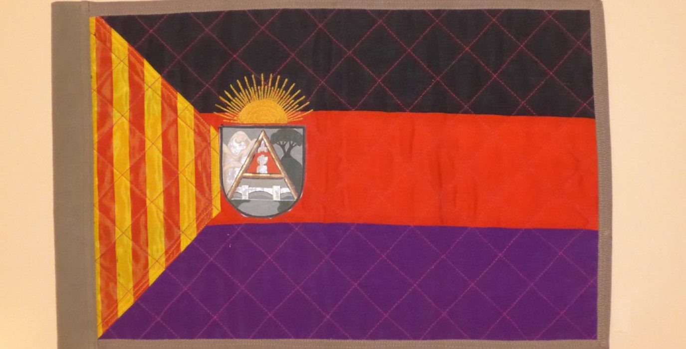 Primera bandera del Consejo de Aragón | Foto: Clara Asín