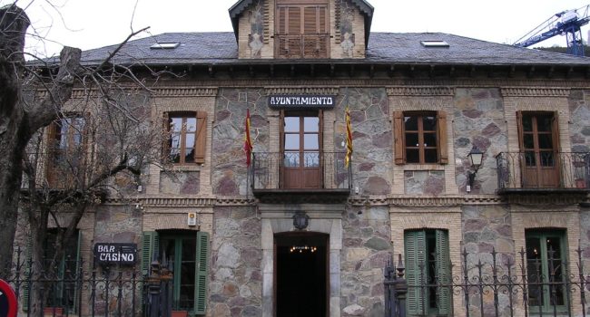 Ayuntamiento de Sallen de Galligo.