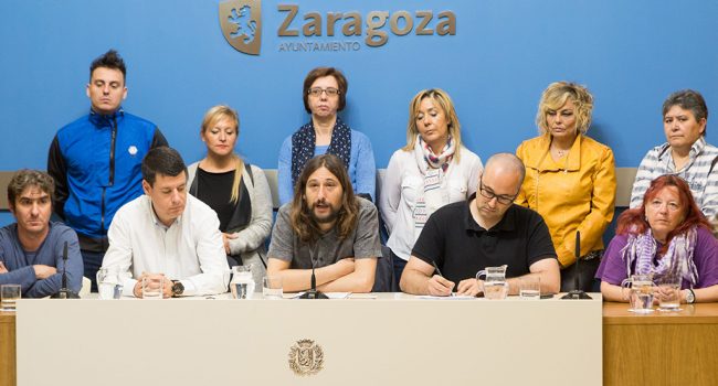 Híjar, Cubero y representantes sindicales durante la rueda de prensa. Foto: Miguel Gracia García