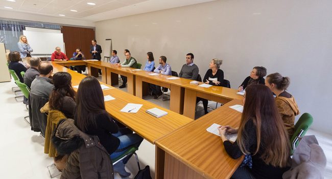 Cubero en la bienvenida a las y los nuevos trabajadores que se han incorporado a la plantilla municipal. Foto: Daniel Marcos (AZ)