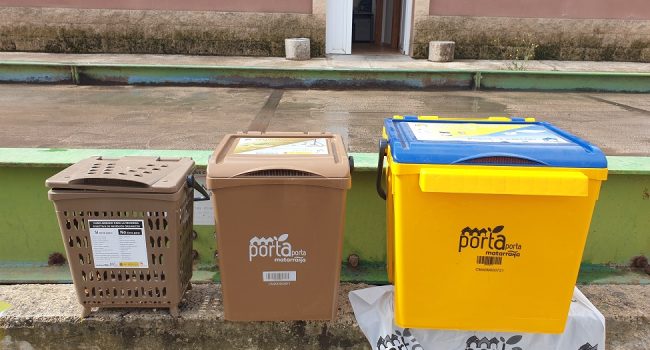 Cubos de recogida de residuos | Foto: Aragón-Teruel Existe