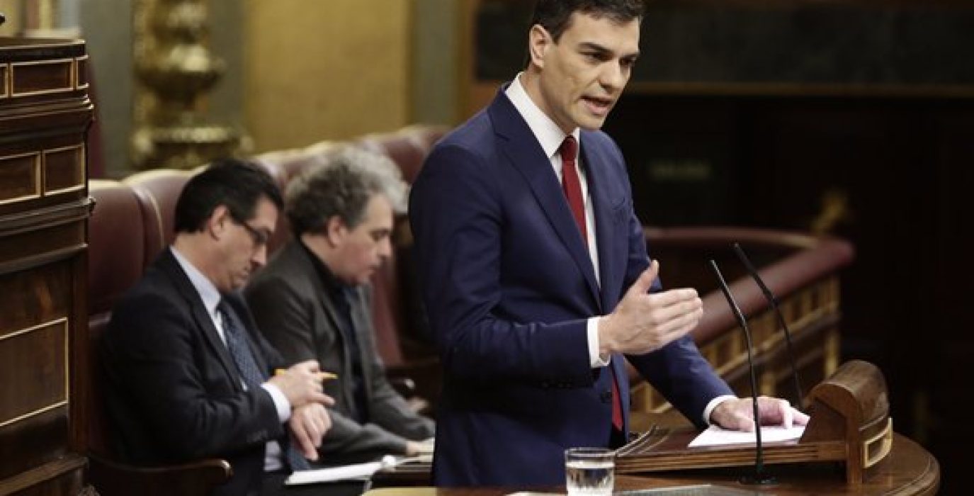 Pedro Sánchez en la segunda sesión del debate de su fallida investidura en 2016. Foto: Congreso