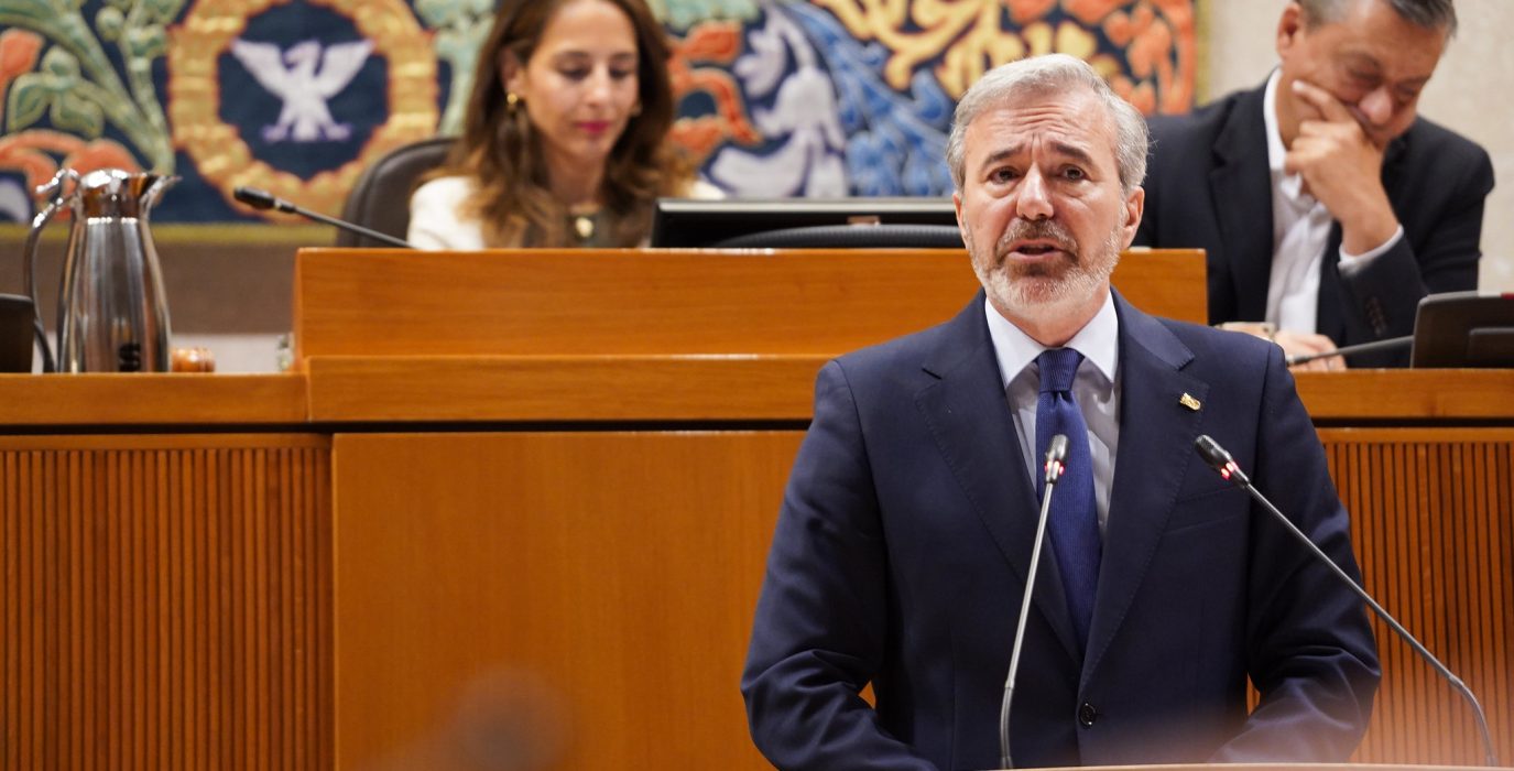Azcón durante su discurso de investidura | Foto: Cortes de Aragón