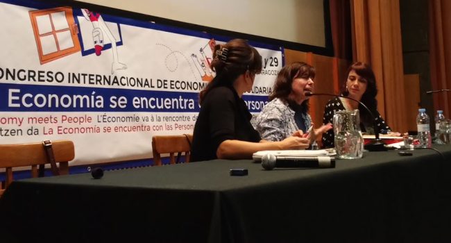 Yayo Herrero en uno de los más de 30 actos del Congreso ESyS. Foto: @arainfonoticias