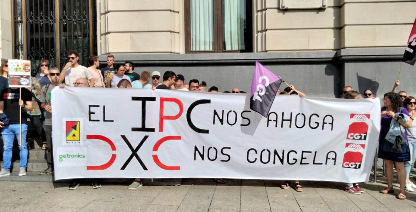 Una de las protestas de la plantilla de DXC en Zaragoza | Foto: CGT