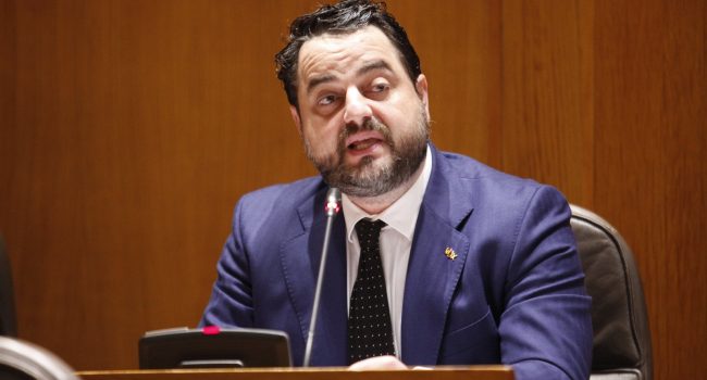 David Arranz, cabeza de lista del partido ultraderechista Vox por la circunscripción de Uesca | Foto: Cortes de Aragón