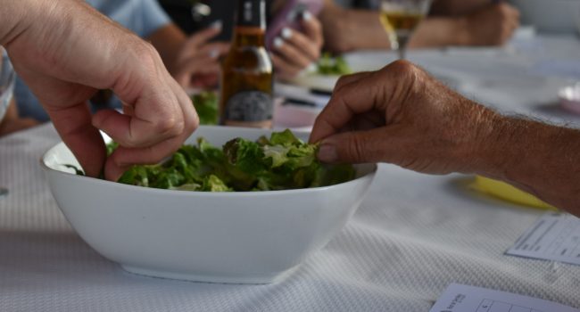 Degustación de lechugas en Maluenda | Foto: Red de Semillas de Aragón