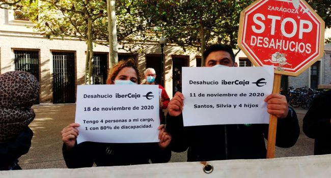 Acción de 'Aragón sin desahucios' el pasado sábado. Foto: @AragonVivienda